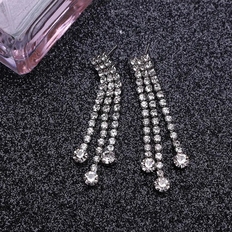 Statement Earrings 2019 White Blue Crystal Earrings For Women Long Luxury Wedding Bridal Rhinestone Earrings Tassel Boho Jewelry - Artigo Importado