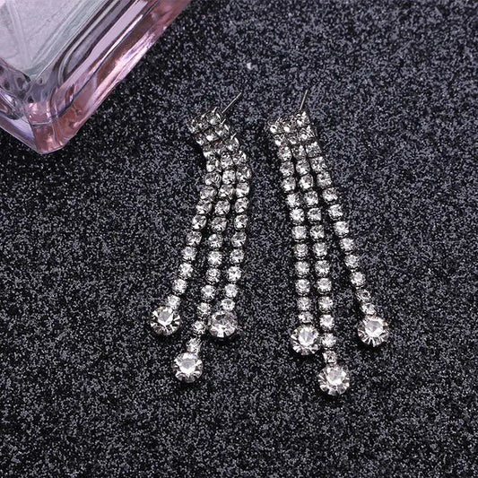 Statement Earrings 2019 White Blue Crystal Earrings For Women Long Luxury Wedding Bridal Rhinestone Earrings Tassel Boho Jewelry - Artigo Importado