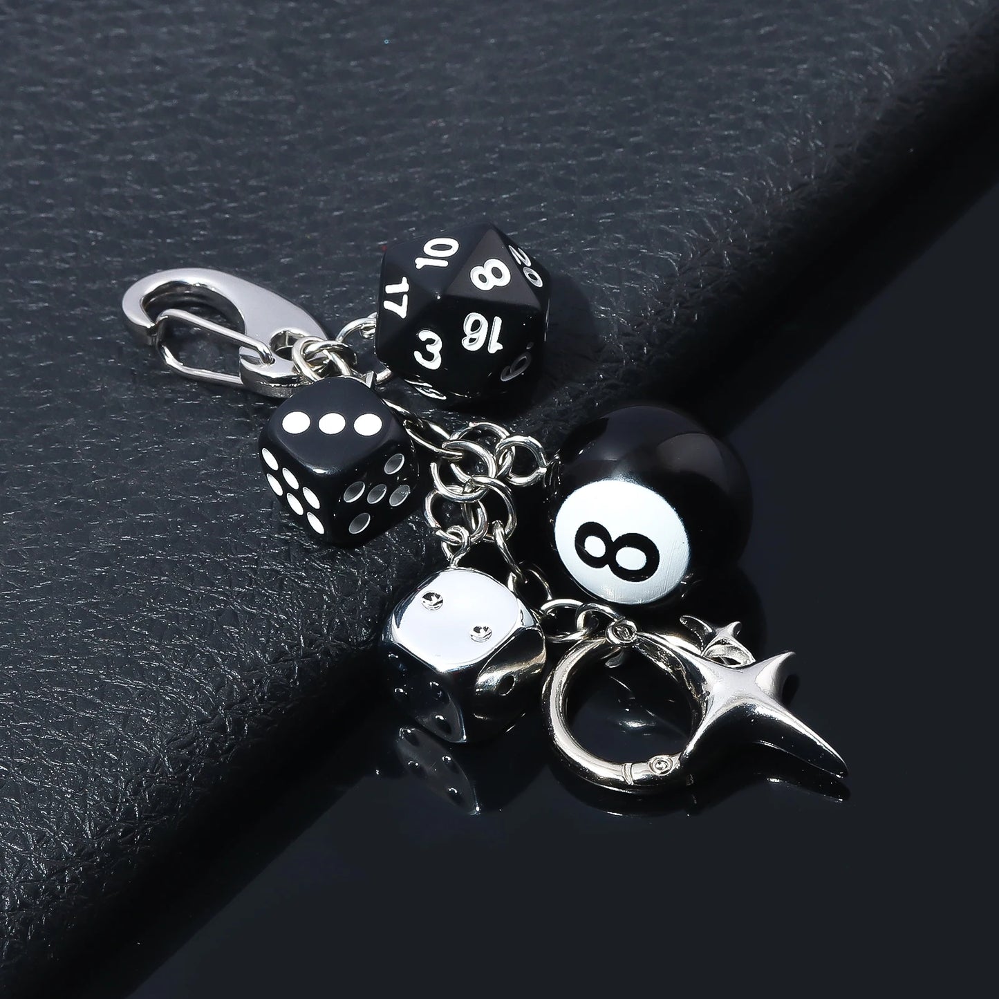 4PCS/lot Black Dice No. 8 Billiards Keychain Y2K Pink Lucky Dice Starburst Pendant Bag Charms Hangings Punk Ornament Accessories - Artigo Importado