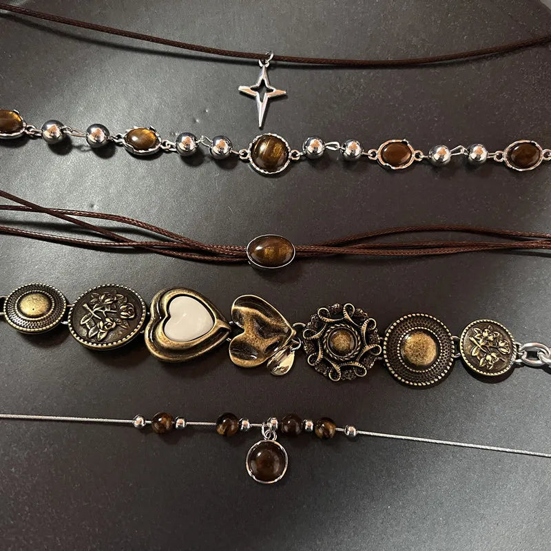 Vintage Leather Brown Stone Pendant Necklace Stacking Choker Temperament Clavicle Chain for Women Girl Autumn Winter Necklace - Artigo Importado