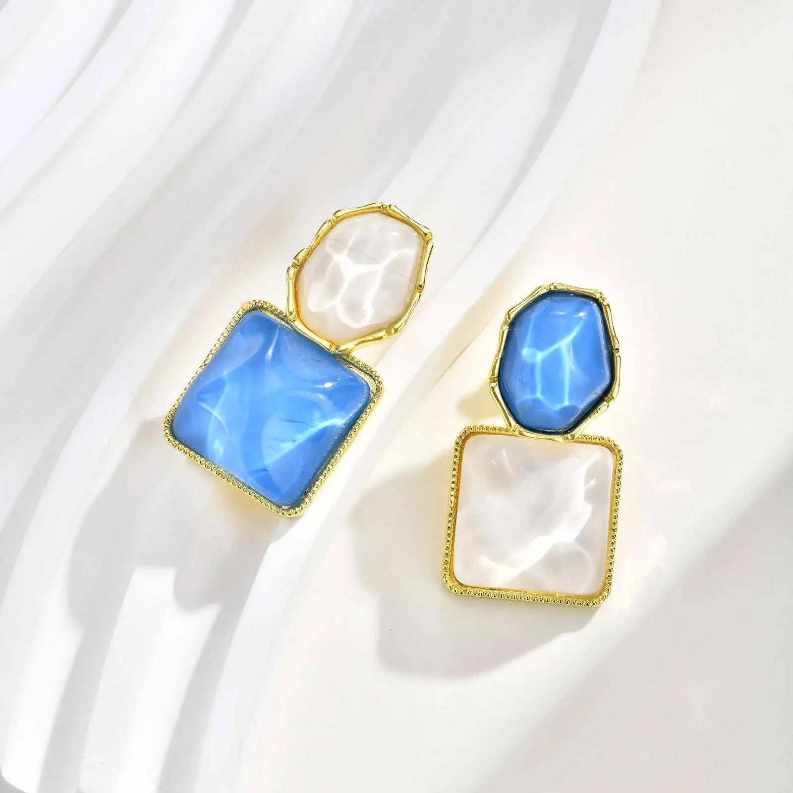 Statement Earrings for Women, Asymmetrical AB Style Square Dangle Earrings, Prom Jewelry - Artigo Importado