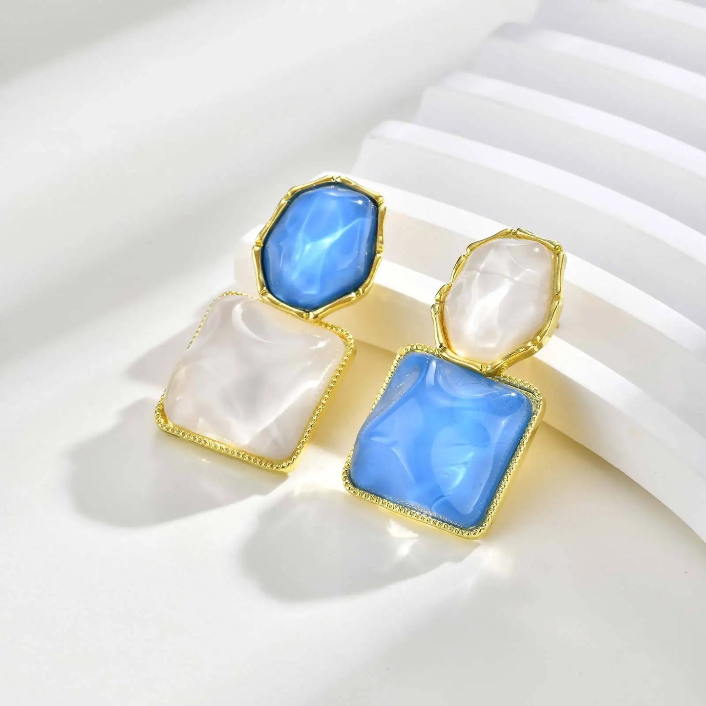 Statement Earrings for Women, Asymmetrical AB Style Square Dangle Earrings, Prom Jewelry - Artigo Importado