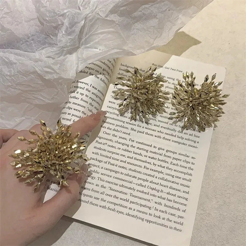 Statement Metal Flower Tassel Earrings Women Party Accessories 2025 Temperament Geometric Beaded Stud Earrings Christmas Jewelry - Artigo Importado