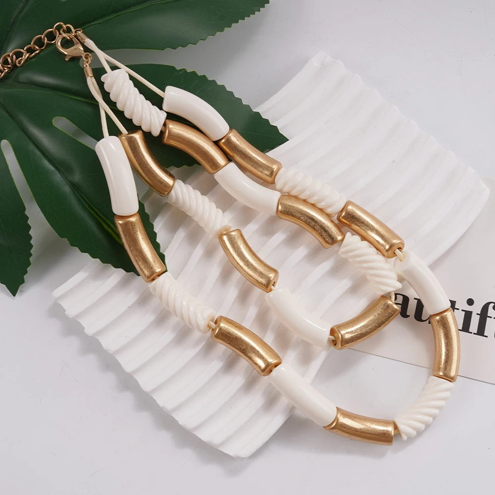 Modern Two-Tone Layered Necklace Statement Accessory Ideal For Brunch Date Stylish Outfits To Add Bold Charm With Mixed Texture - Artigo Importado