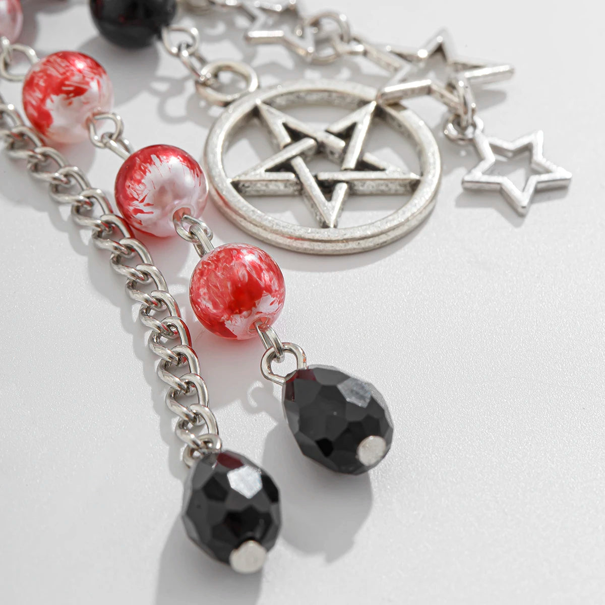 IngeSight.Z New Goth Black Bowknot Keychain Women 2024 Classic Cross Love Heart Key Ring Ladies Halloween Jewelry Gift - Artigo Importado